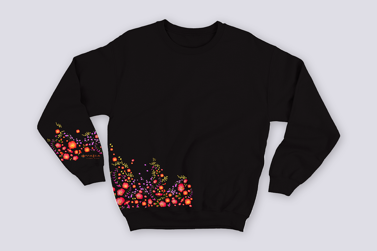 Black sweatshirt with patterns Mavka