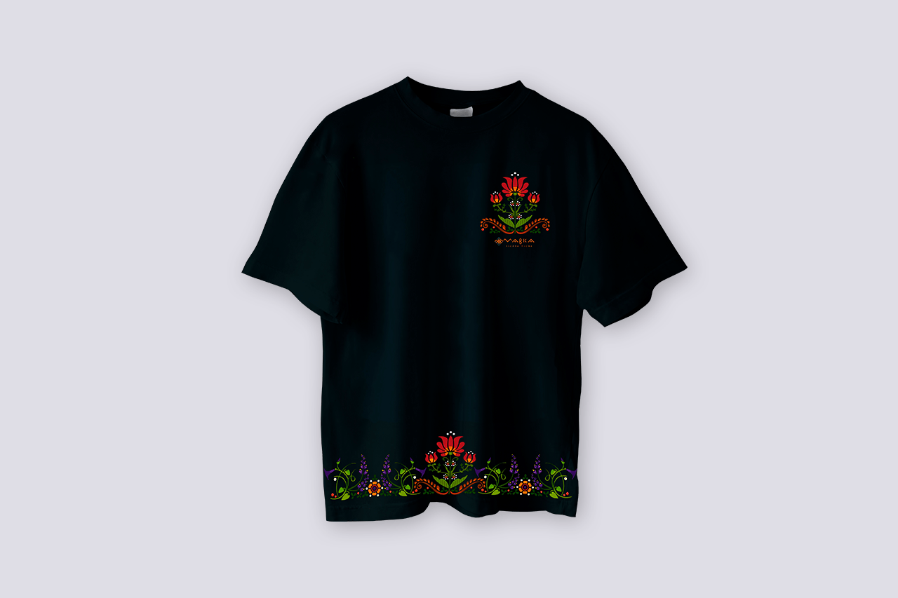 Black t-shirt with flowers "Mavka"