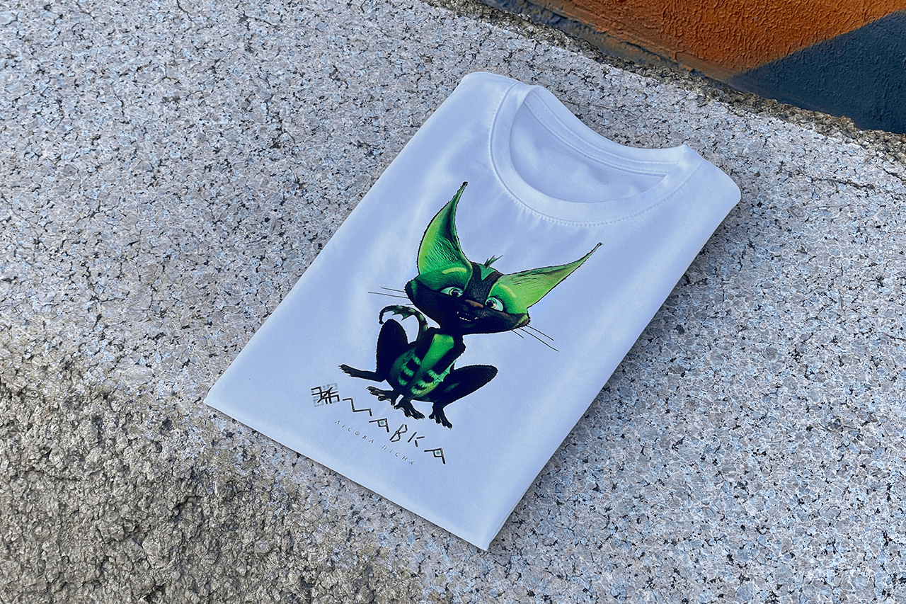 White T-shirt with the image of KITTYFROG